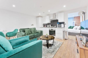 Modern 1 Bed Apartment in Burton-on-Trent